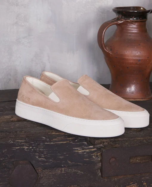 Slip-on common project cuir de veau suédé